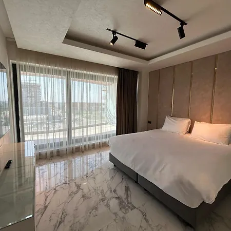 Crowne *